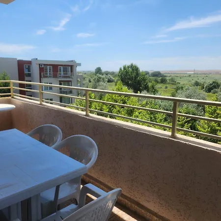 Nessebar Club * Slăntjev Brjag